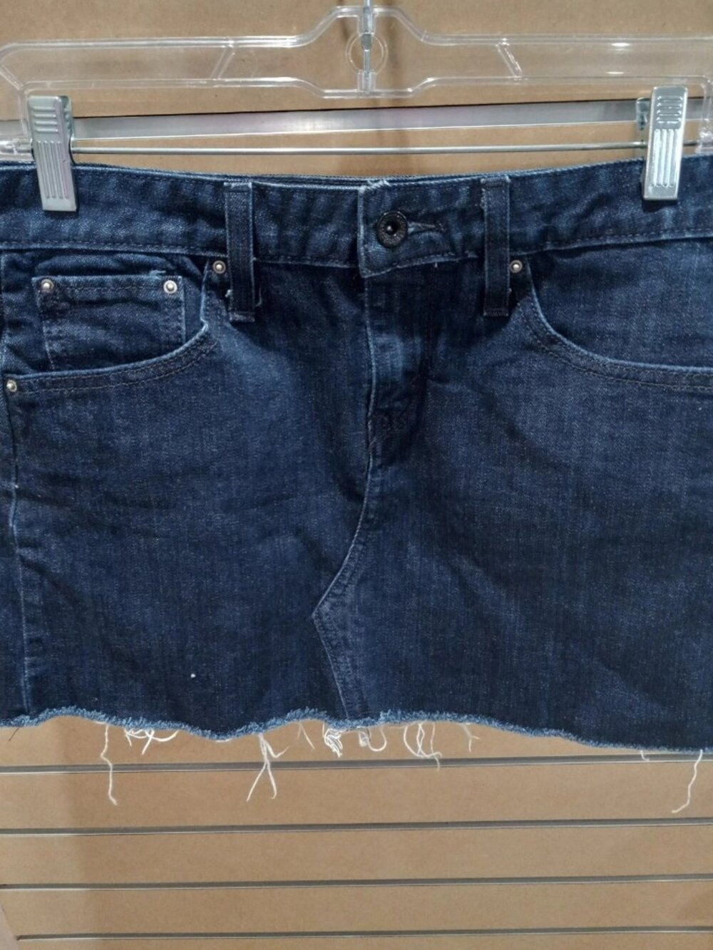 Levi's Women Jean Skirt Size 6 Fringe
